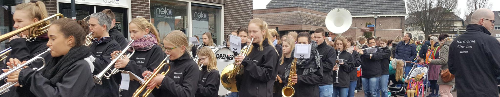 palmpaasoptocht-2017-b-orkest-harmonie-sint-jan-wierden